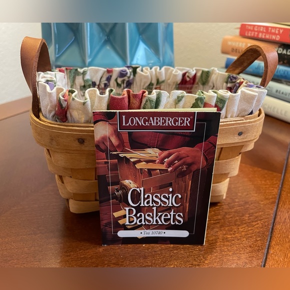 Longaberger Baskets Tea & Oregano like new condition - Picture 2 of 8